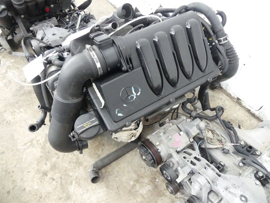 Pearl & Swarovski® Crystal Real Platinum Plated CBracelet