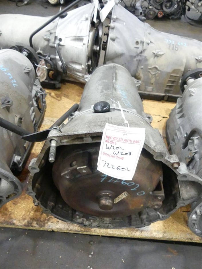 L.T. WILLIAMS Aluminium A-Frame Clothes Airer,  Silver.