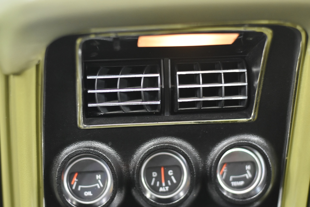 Wolf Blass Yellow Label Shiraz (6x 750mL). SA