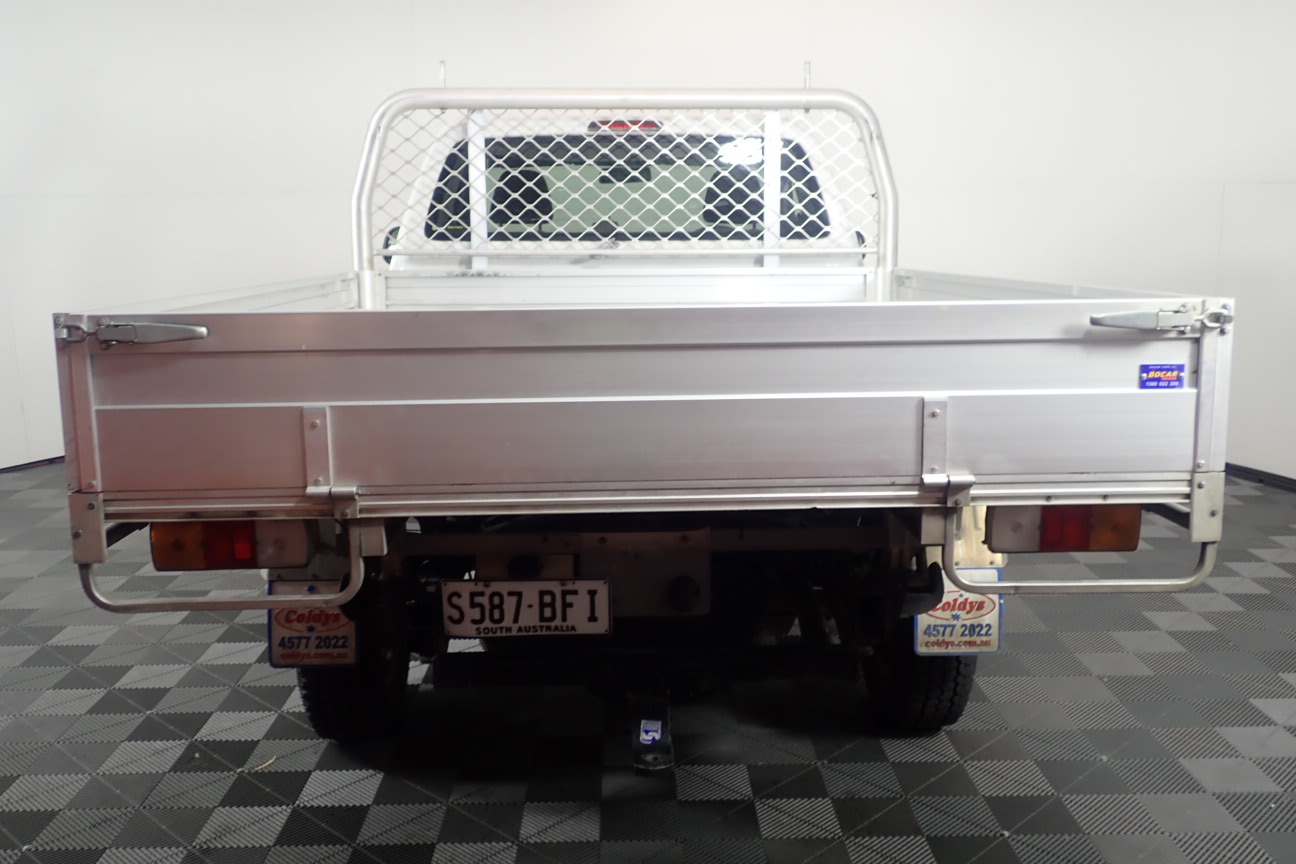 Wolf Blass Yellow Label Sauvignon Blanc  (6x 750mL).Current Vintage Release