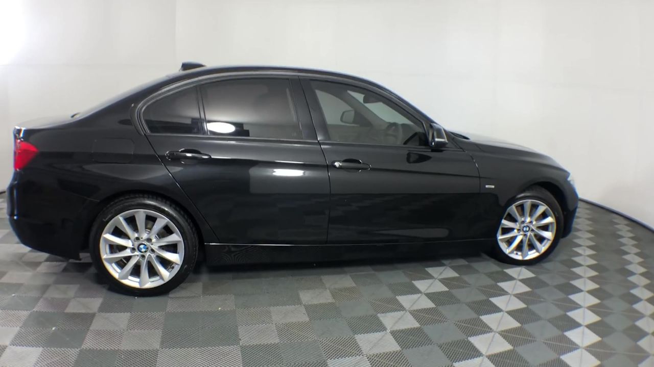 5 x Assorted Tripods & Selfie Sticks including