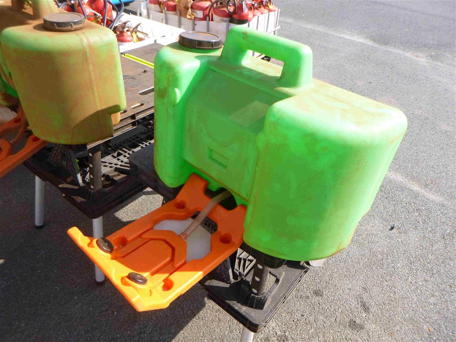 Figaro Stainless Steel Holy Cross Bracelet (adjustable)