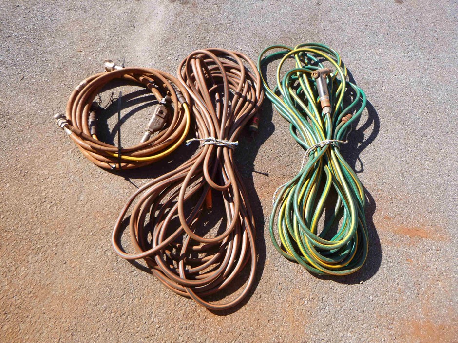 Designer Simulated Diamond Black & Blue Eye Brooch Pin