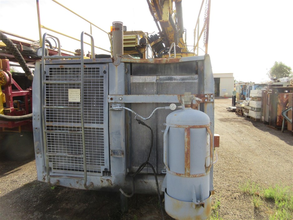 SPEEDO Girl's Kiwi Medalist One Piece Swimsuit, Size 15-16 Years, Black/Sil