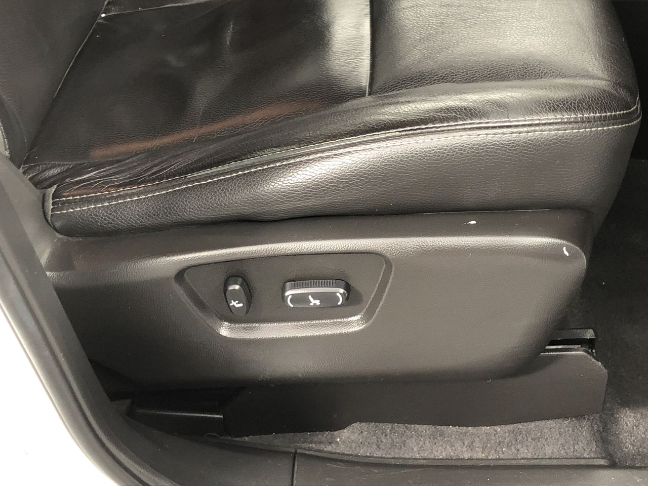 Prep Bench with Under Shelf