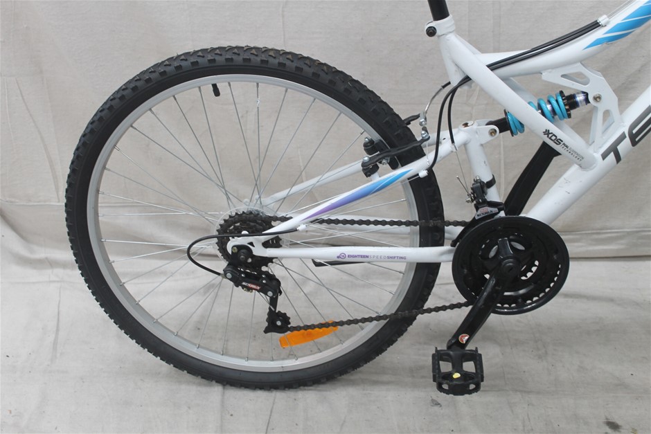 Stainless Steel Tank with Bottom Outlet – 35L