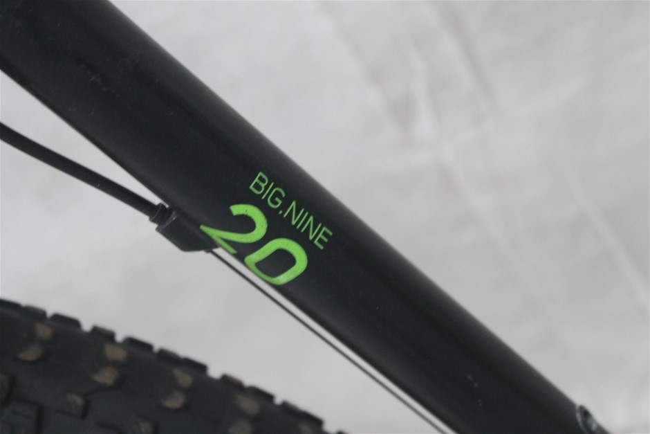 <p>Concrete Pipes x6</p>