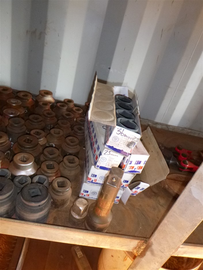 Peter Lehmann Cellar Archives Shiraz 2017 (12x 750mL), Barossa.