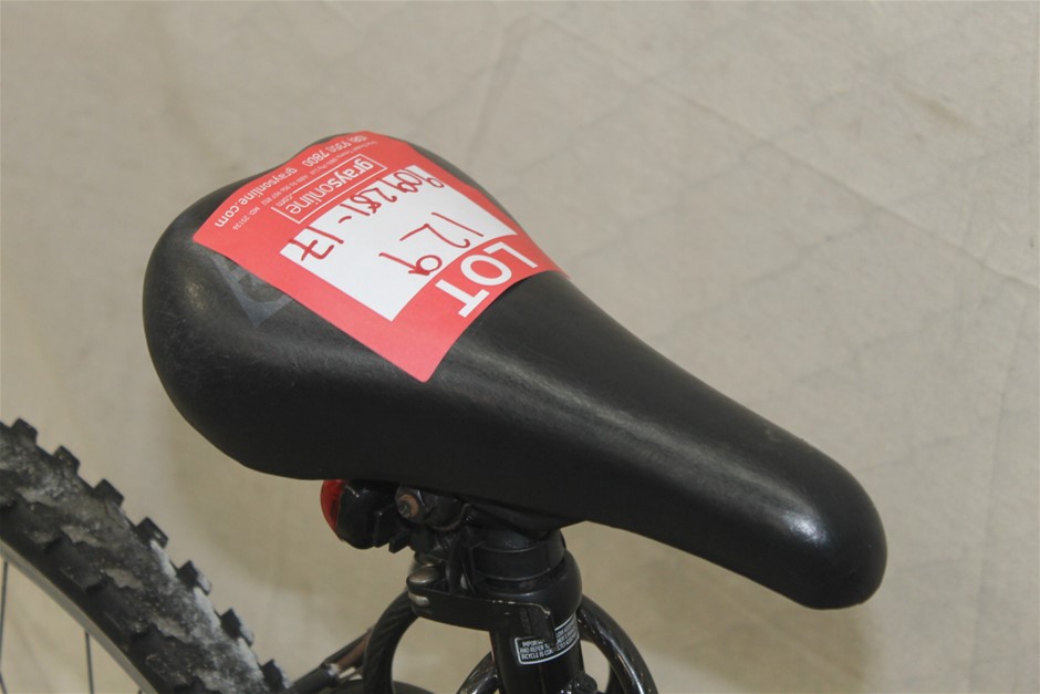 The Bowler Cleanskin Moscato 2024 (12x 750mL) SA