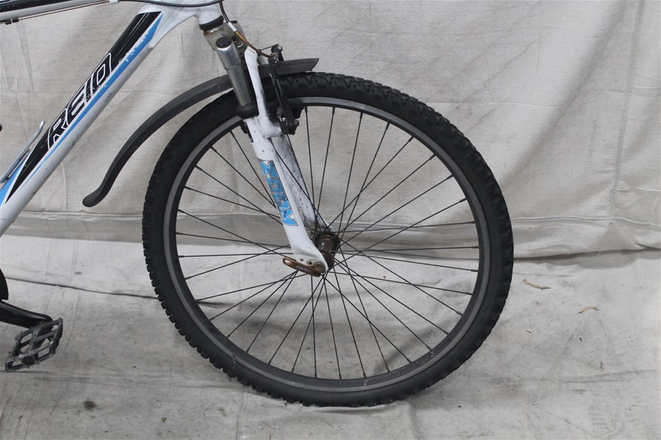 2 Monkeys Semillon Sauvignon Blanc 2025 (12x 750mL) SEA