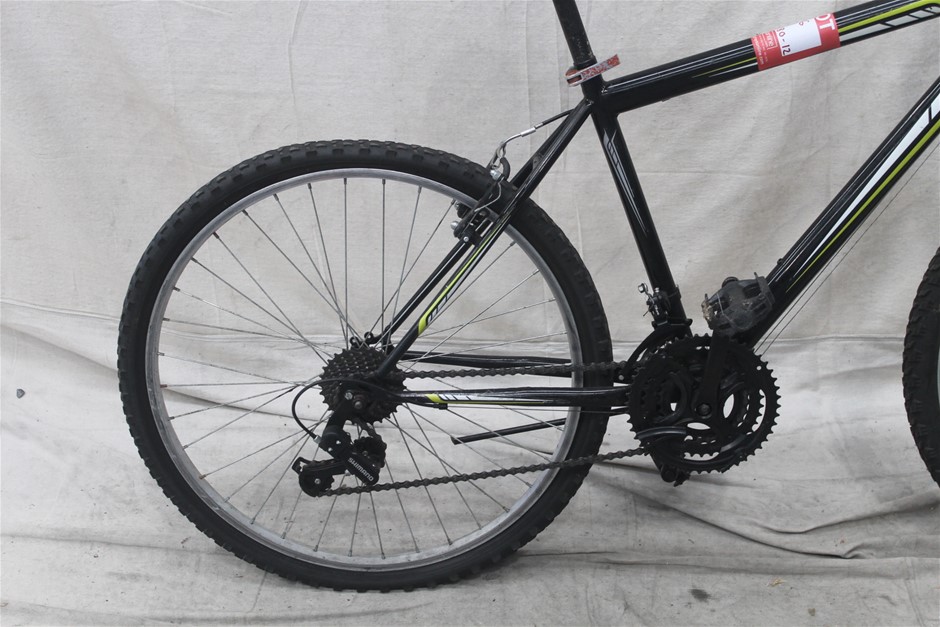 Brokenwood Cricket Pitch Red Cab Blend (6x 750mL).