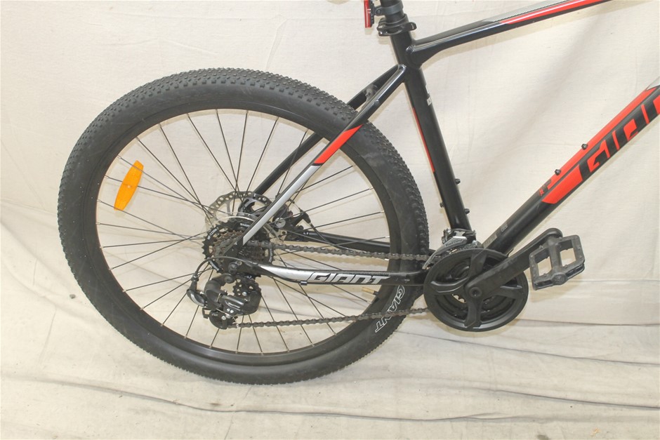 Jules Roy Pinot Noir 2024 (6x 750mL), France.