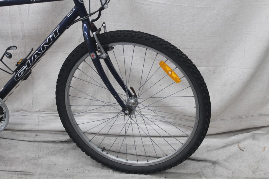 Lindeman's Bin 85 Pinot Grigio (6x 750mL). SEA.