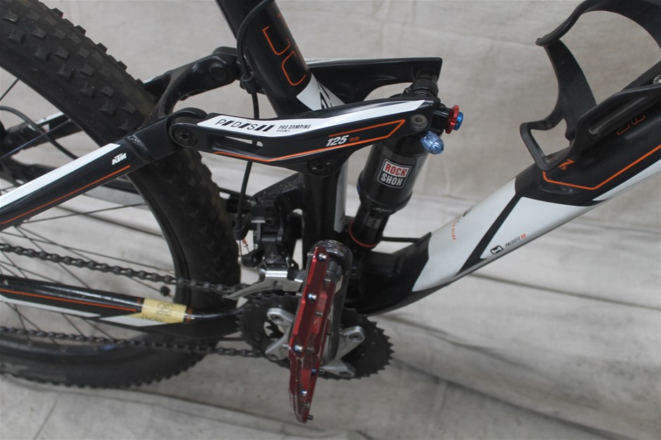 Tread Softly (Moderate Alcohol) Pinot Grigio  (12x 375mL) Current Vintage R