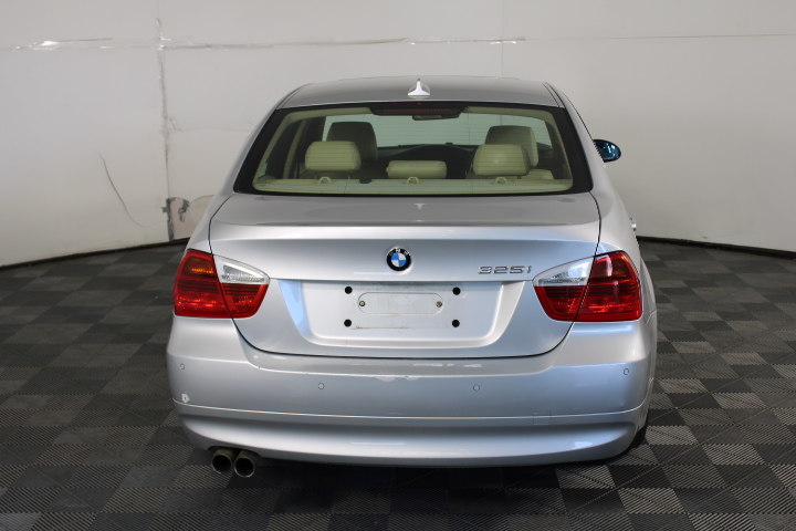 BOSCH Unlimited 7 Cordless Vacuum Cleaner, BCS711WAU, White.