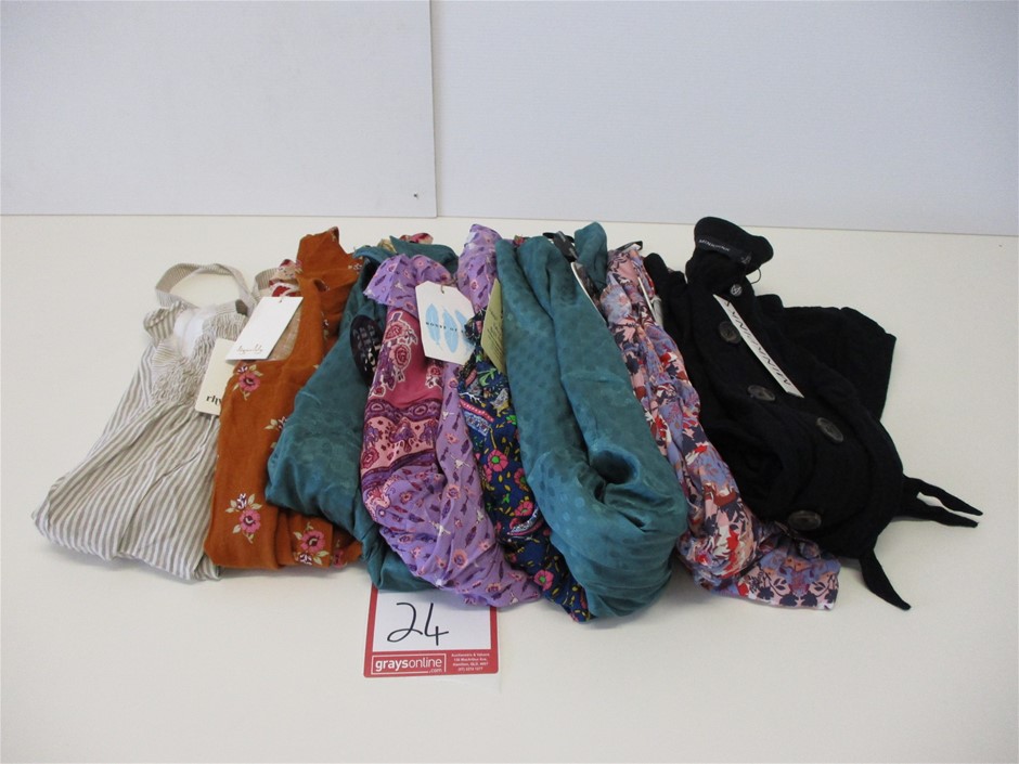 6mm Gorgeous Labradorite Gemstones Beaded Bracelet