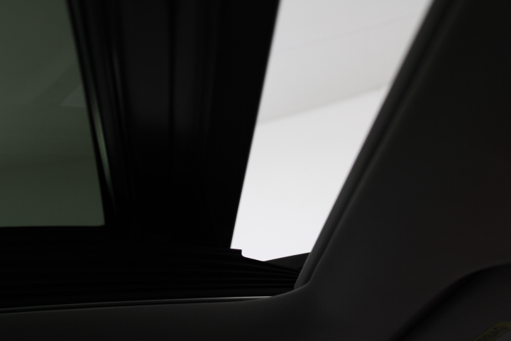 Howlite Gemstones & Swarovski® Crystal Earrings