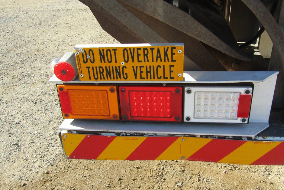 #1 9K WHITE GOLD INITIAL 'N' NECKLACE 38+5cm