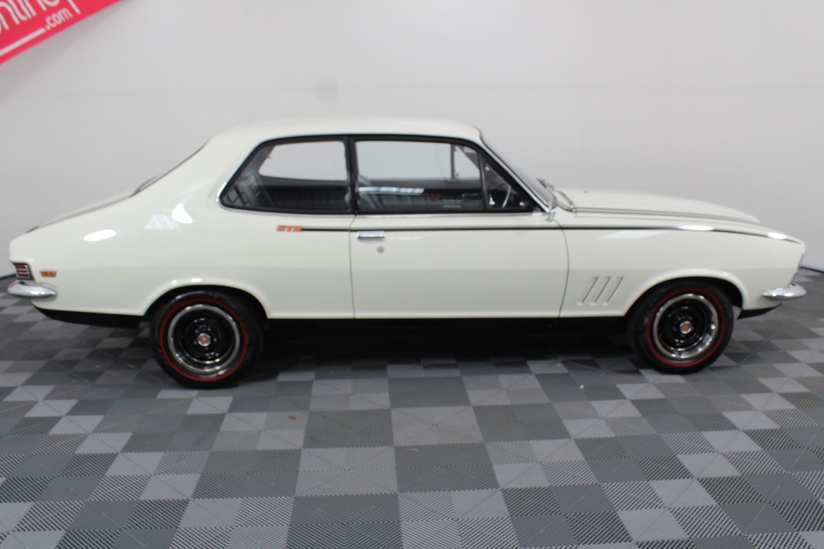 NED KELLY Set of 4 x 1oz Ingots with box 999 Antique Silver Plated