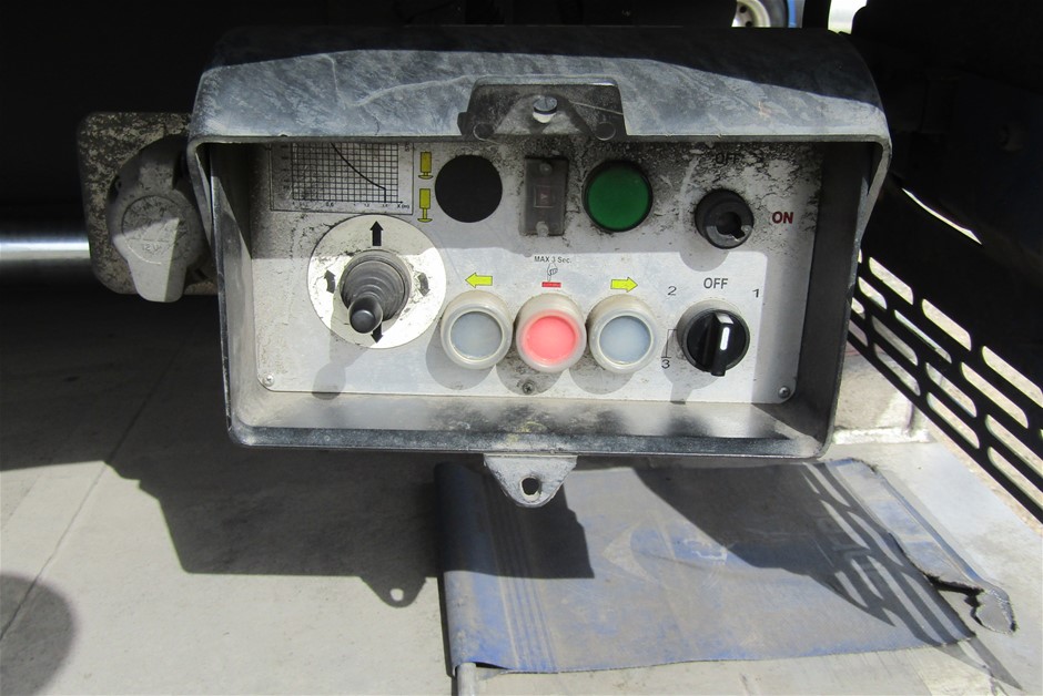 BULK, Collection, Aust Pre decimal, 300 x 1 Penny Roos, mixed GVI and QEII