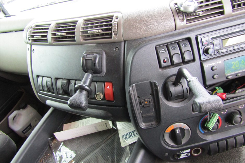 Australia & New Zealand: 1990 $5 ANZAC Proof 2 Coin Set Scarce rare