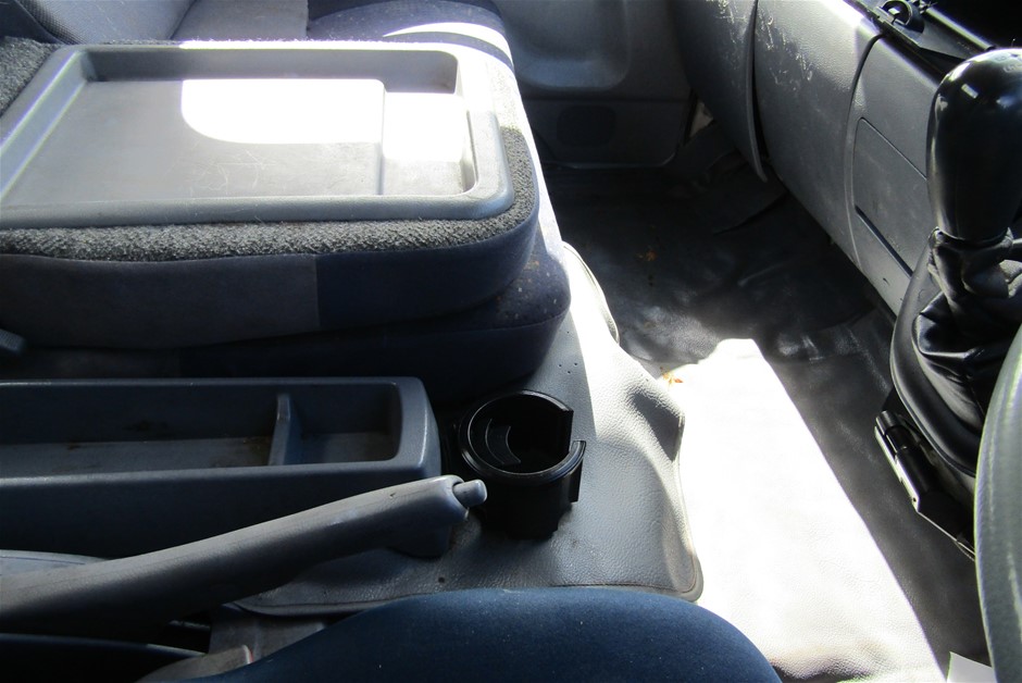 ADIDAS Men's TR-ES Woven Shorts, Size AU L 7", HaloSilver/Black, JX2716. NB