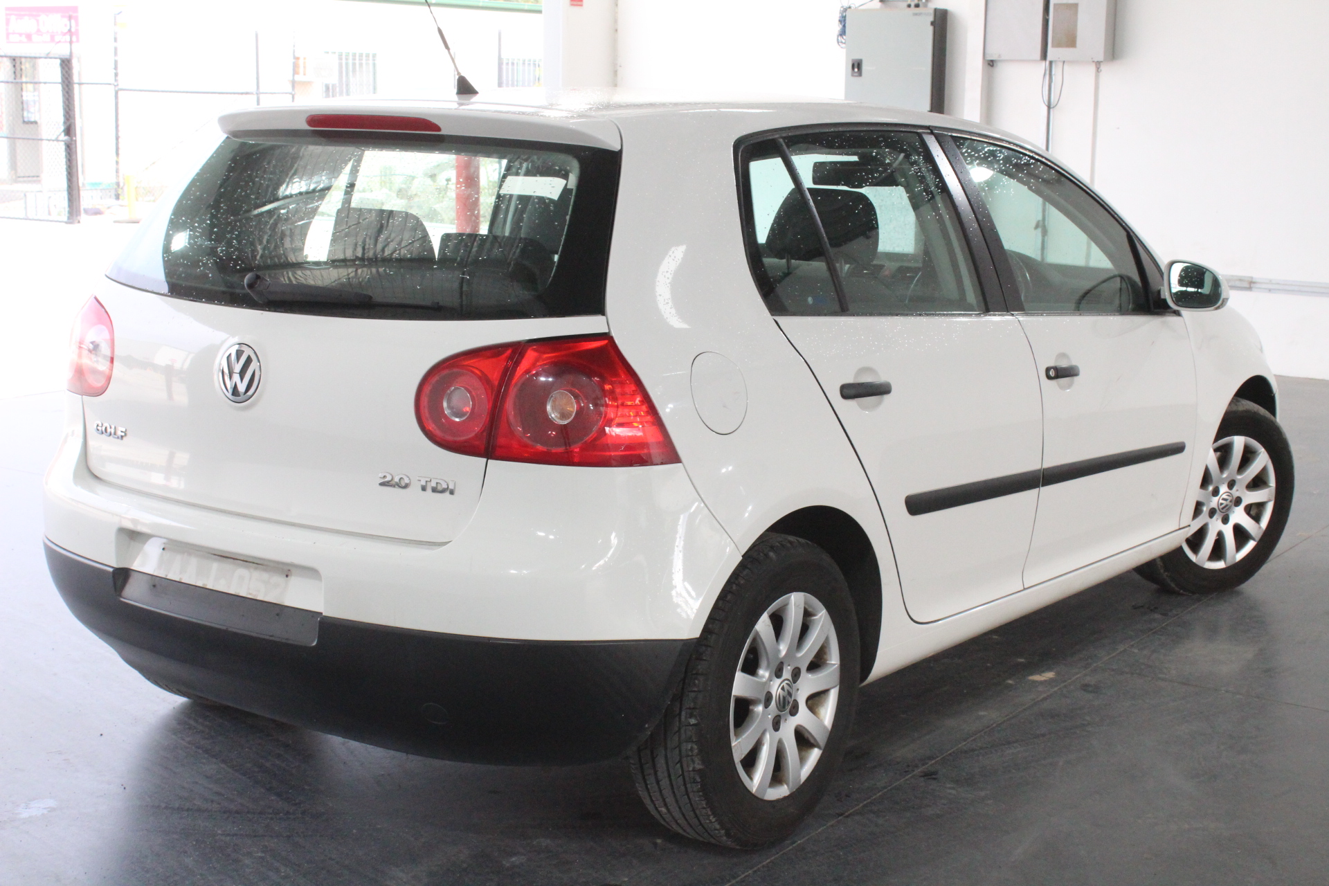 2 x CHAMPION Core Train Shorts, Size S, Navy, AX8KG.