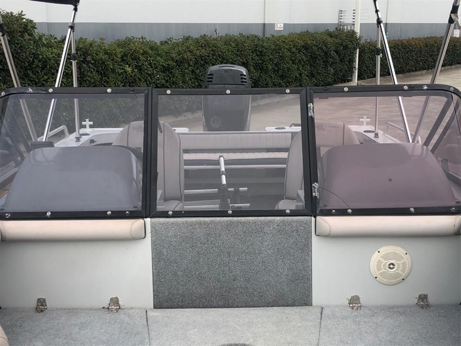 Lindeman's Gentleman's Collection Cabernet Sauvignon (6x 750mL).