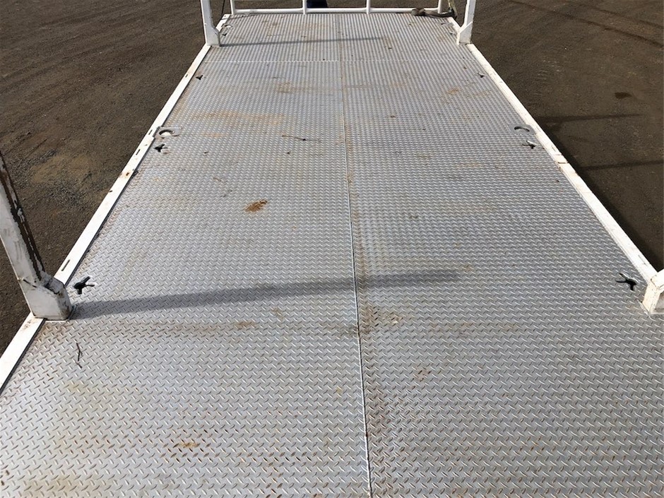 Wolf Blass Red Label Cabernet Sauvignon (6x 750mL).