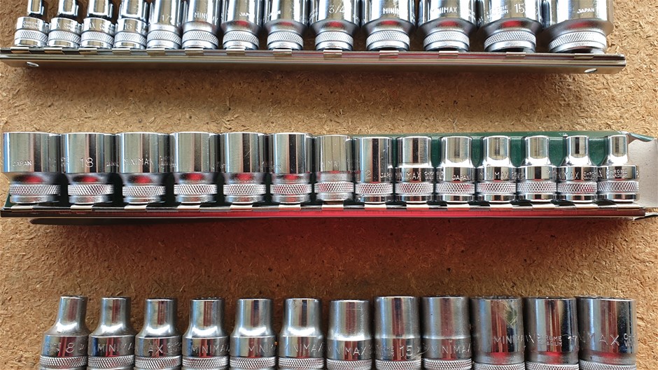 Night Merchant Vodka Lime And Soda Cans (24x 250mL) NSW