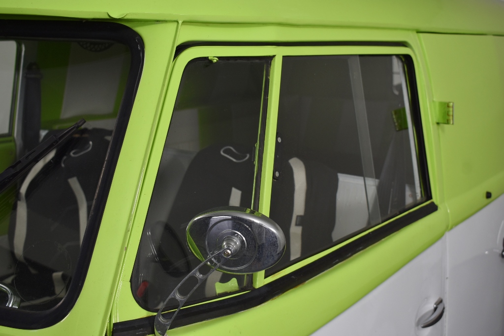 SCUF ENVISION Wired V1 (2023) PC Gaming Controller - Five Remappable G-Keys