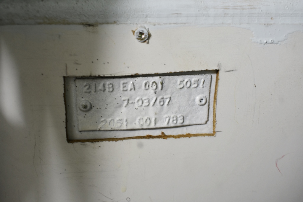 AMAZON BASICS Durable Foldable Metal Wire Dog Crate with Tray, Double Door