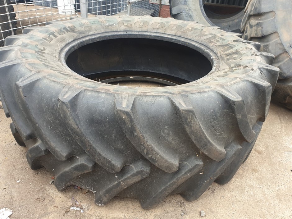 AMAZON BASICS No.4 Adjustable Universal Bench Hand Plane w/ 5.08 CM Blade,