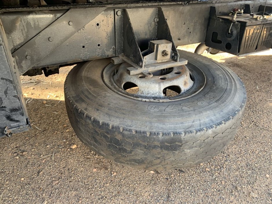 Fishbone Black Chardonnay 2025 (6x 750mL), Margaret River.