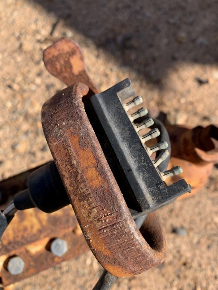 Lindeman's Gentleman's Collection Cabernet Sauvignon (6x 750mL).