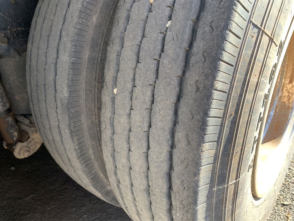 Yellowbox Mid Strength Prosecco NV (12x 750mL) SA