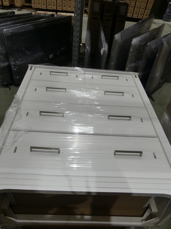 By The Vineyard Pinot Grigio (12x 750mL). SEA.