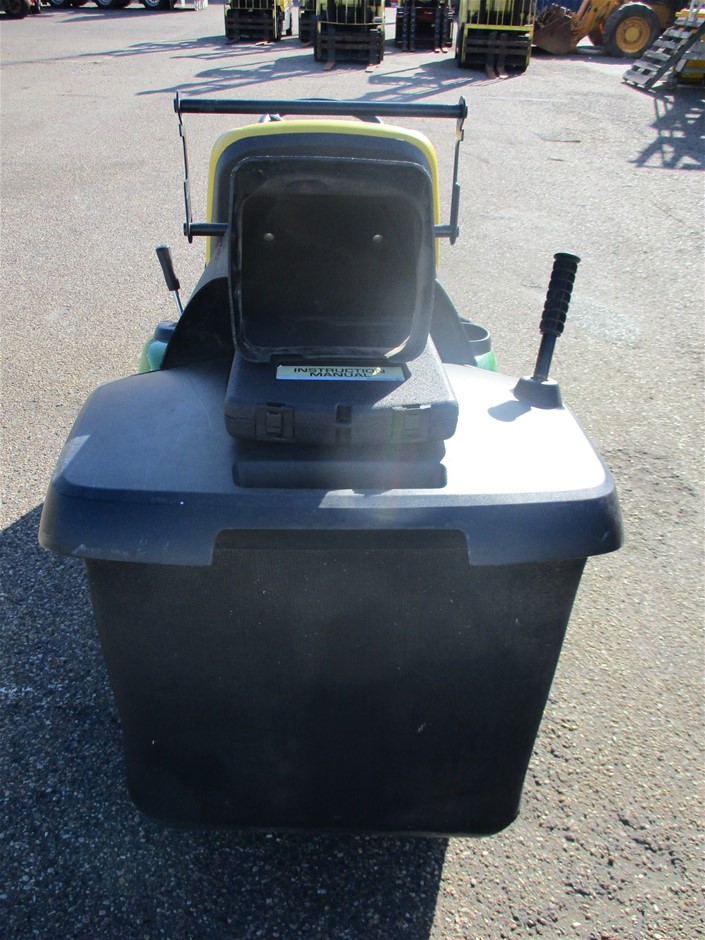 Hero of Zero (PF) Pinot Noir (6x 750mL)