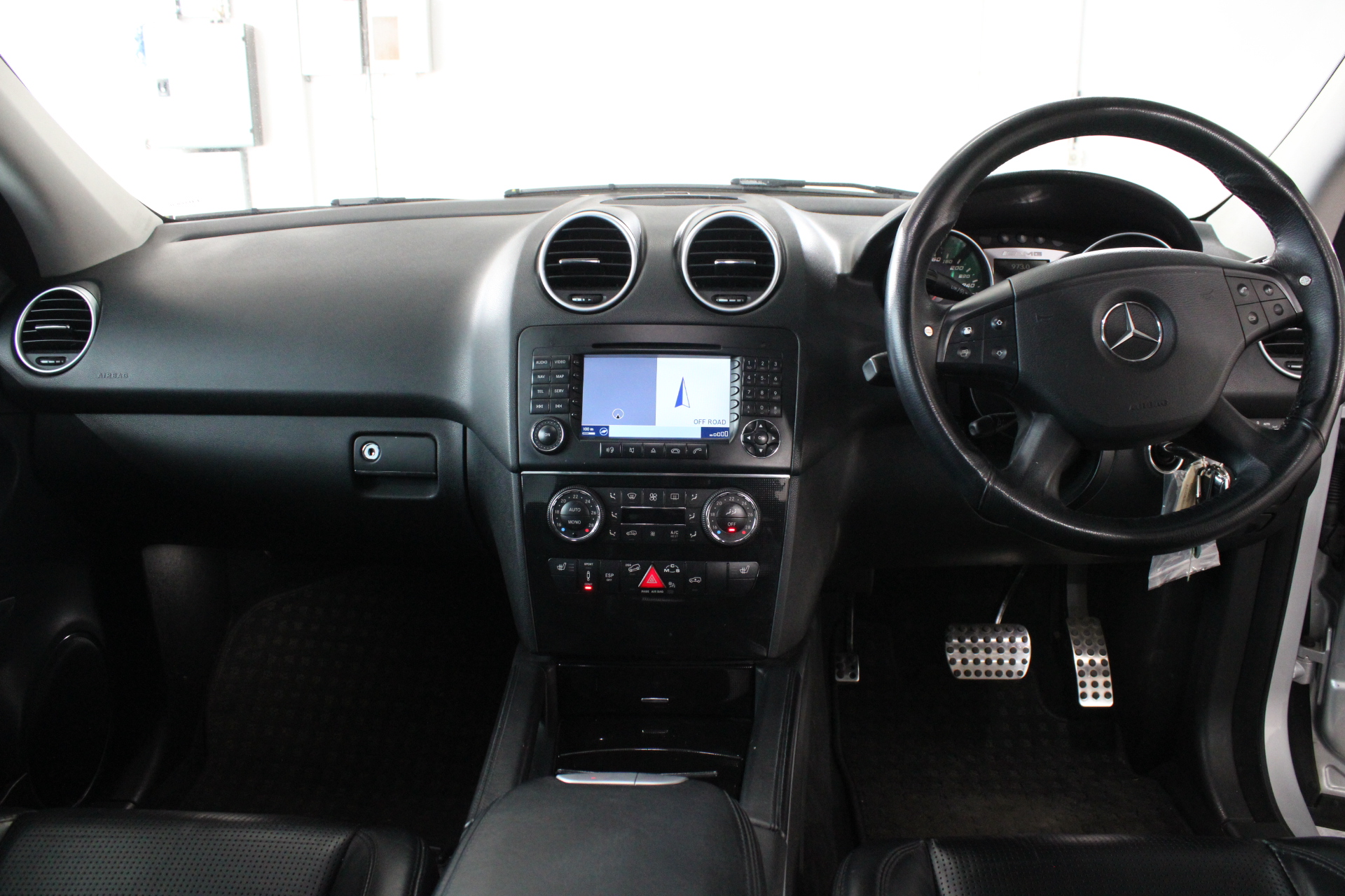 2 Monkeys Chardonnay 2025 (12x 750mL) SEA