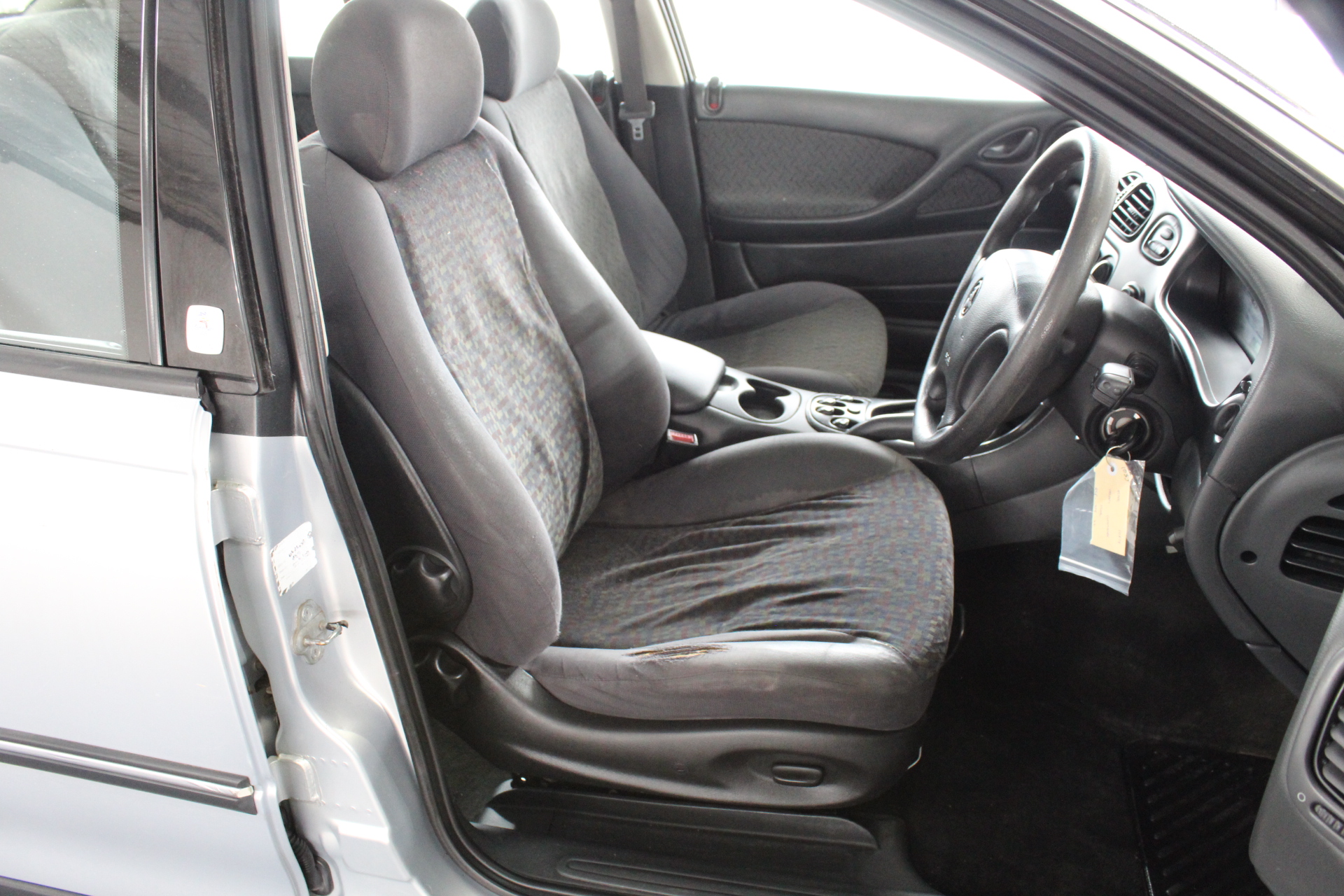 De bortoli Deen Chardonnay (6x 750mL). SEA.