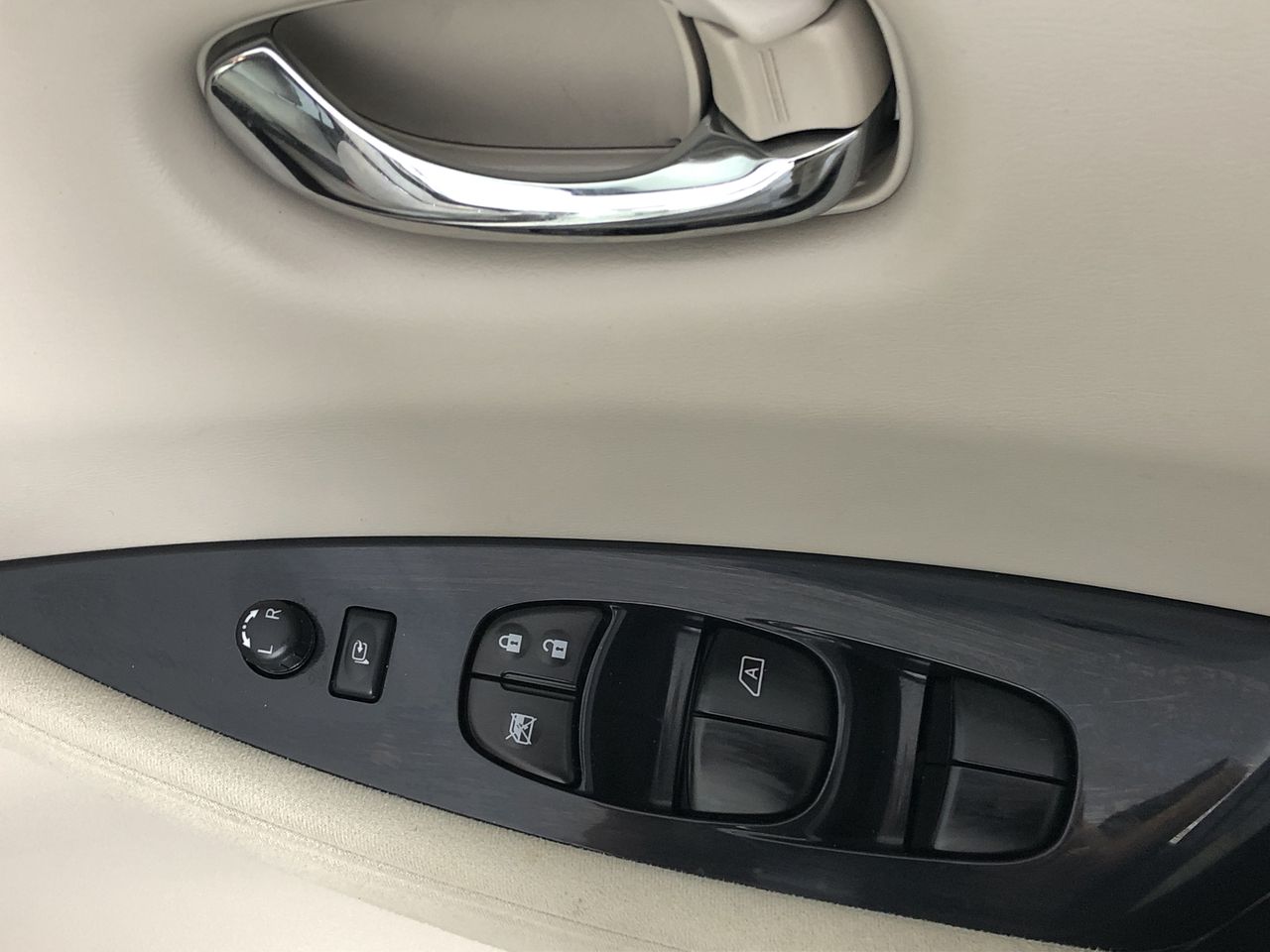 9-10mm Potato Shape Pearl with Real 18k Gold Plated Bracelet