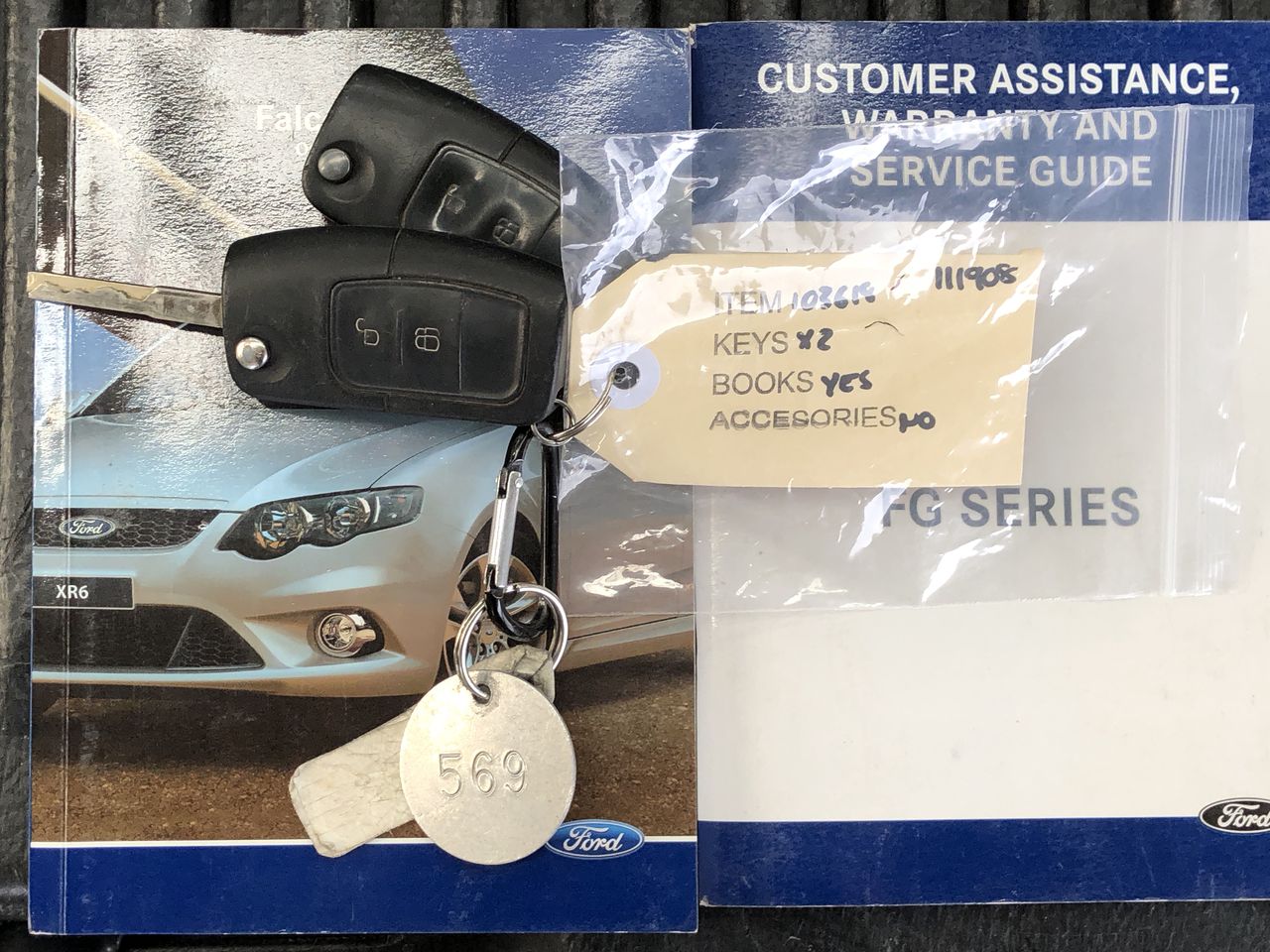 LOCKWOOD Symmetry Entrance Set with Lever Door Handle, Adjustable Tubular L