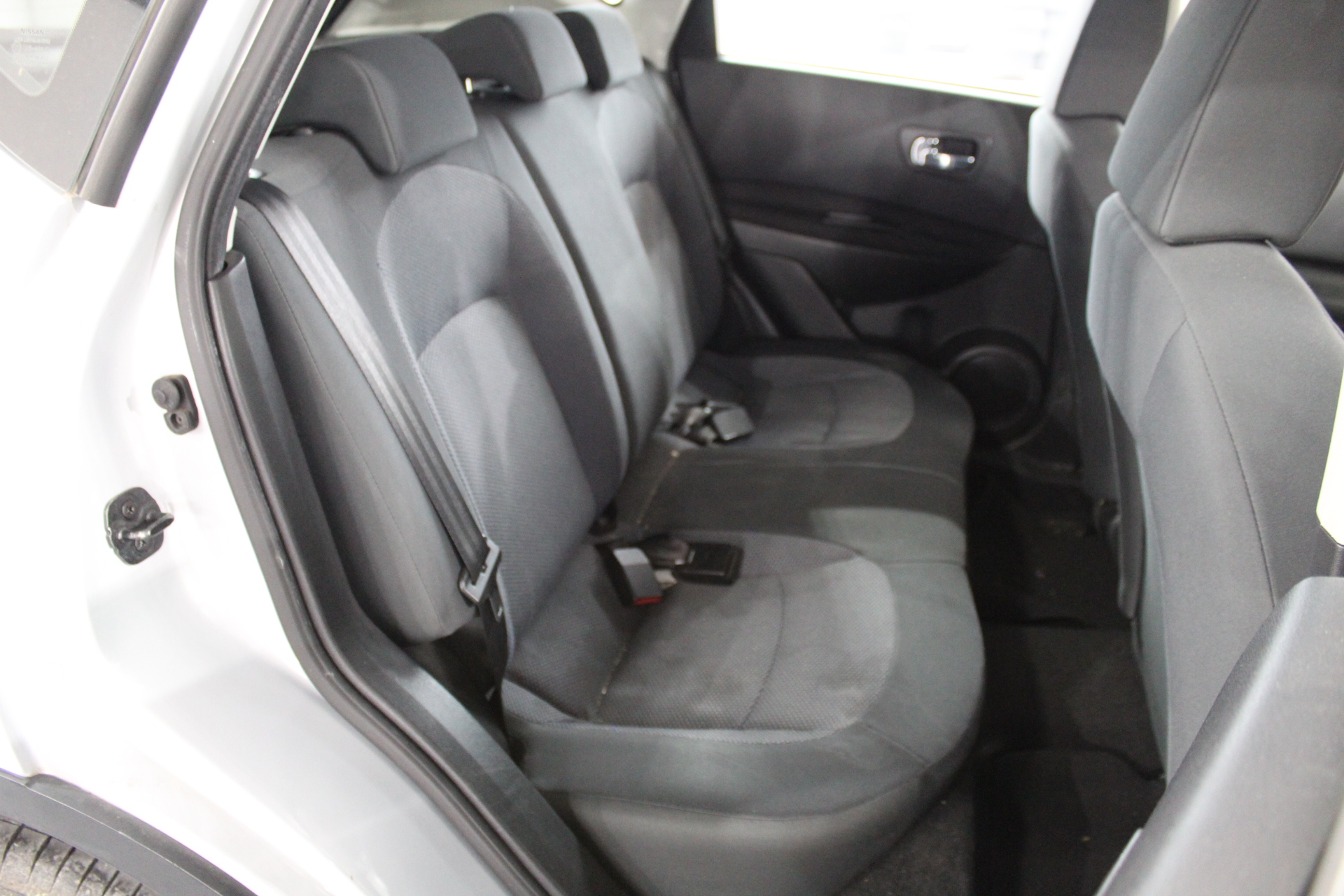 PUMA Women's Essential Cropped Logo Fleece Hoodie, Size L, Black, 586869-01