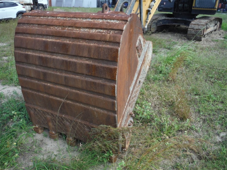 CROCS Kids' FL Paw Patrol Band Clogs, Size US c10,  Fuchsia (670), 205509.