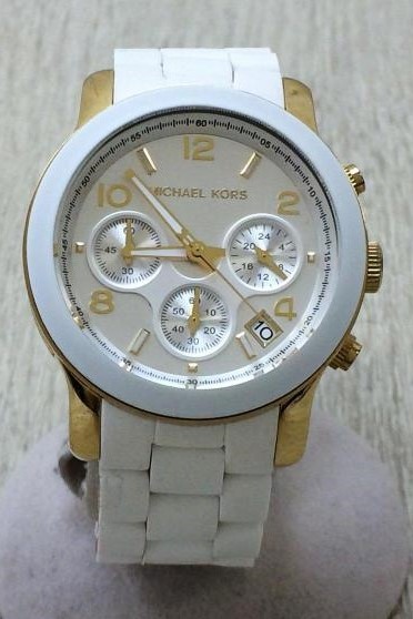 Bernina/Janome/Singer Mixed Brand and Model Sewing Machines (Lot of 15)