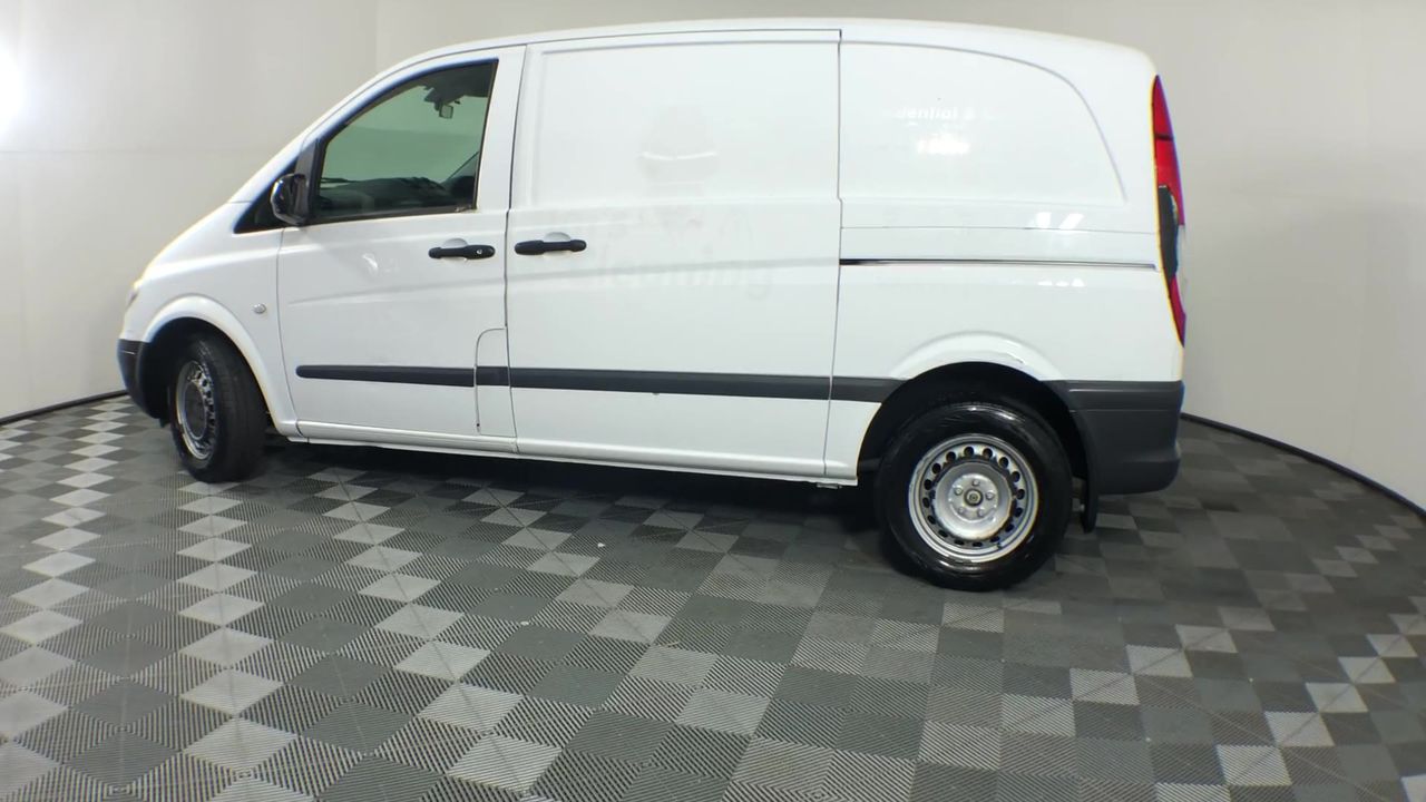 Wolf Blass Red Label Semillon Sauvignon Banc (6x 750mL)