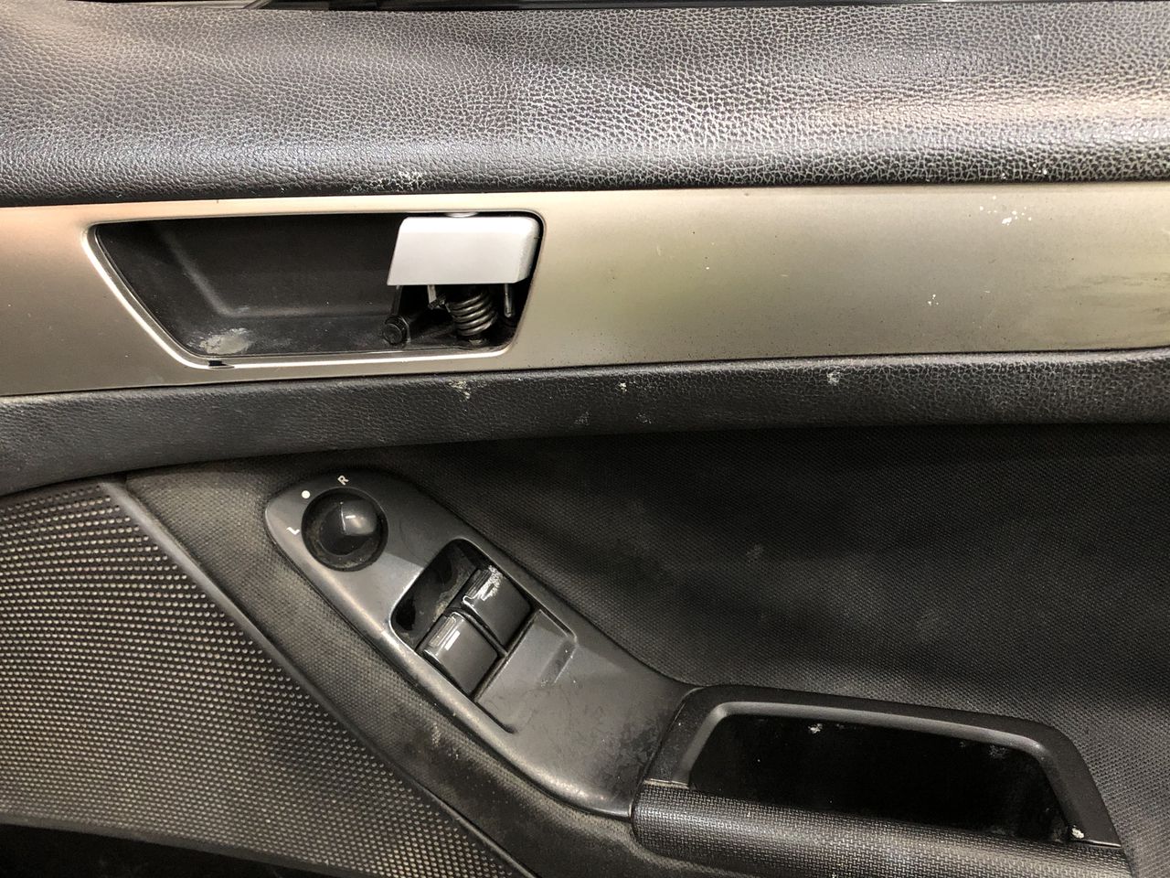 Men's 6mm Fire Agate Beaded Bracelet