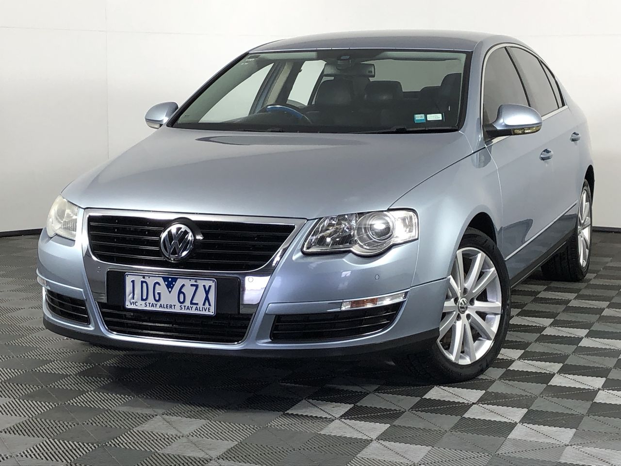 2 x ENGLISH LAUNDRY Men's All Day Chino, Size 36x32, 68% Polyester, Navy.