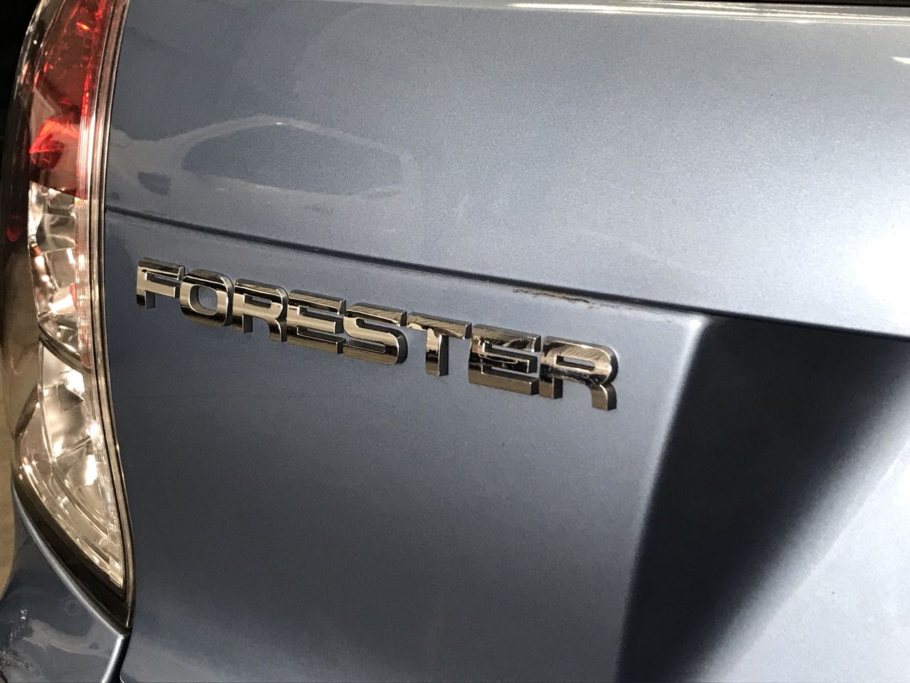 Men's 8mm Green Aventurine & Golden Rhinestone Beaded Gemstone Bracelet