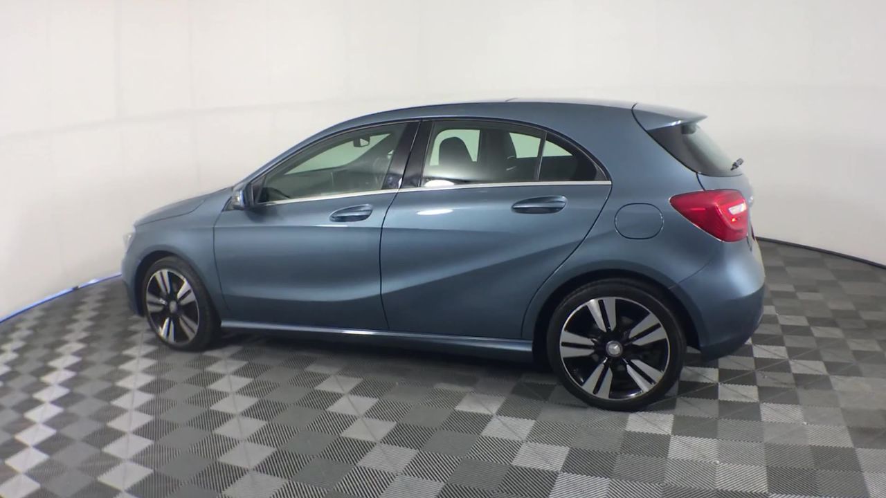 18k Italy Stamped Yellow Gold Filled Bracelet-Quality Guarantee-22cm-9mm